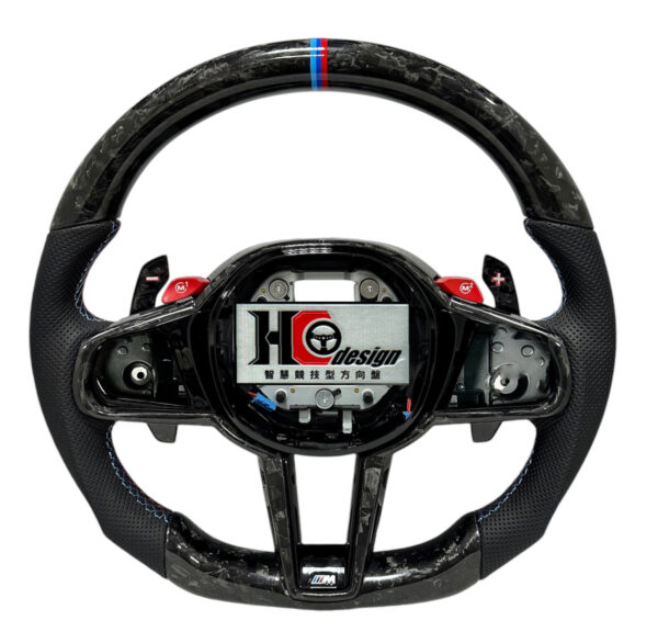 BMW  G30 CS款 鍛造碳纖維 透氣皮 三色縫線 三色定位  / 免摸，馬達，其他配置另計